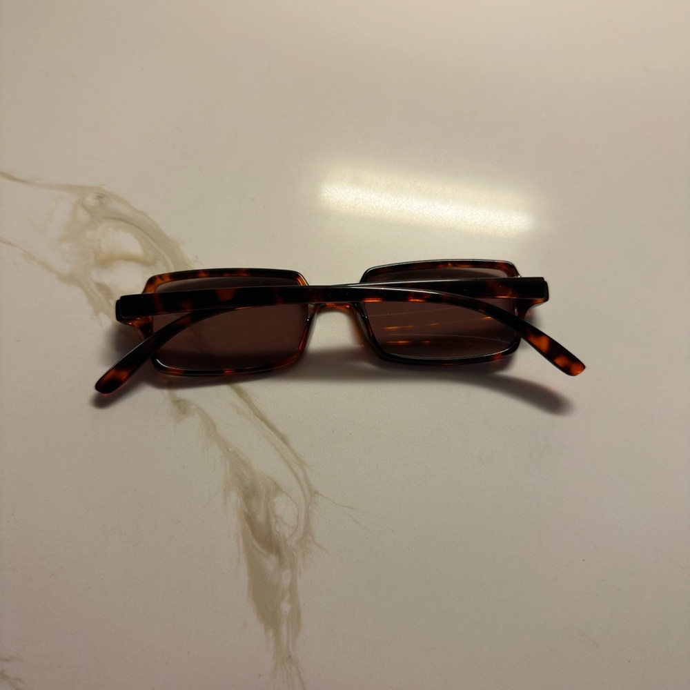 Tortoise Shell Sunglasses - Picture 2 of 4